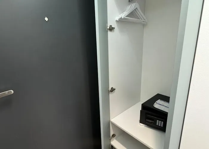 Central Suite *